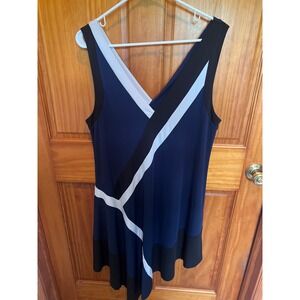 BCBG MaxAzria‎ Sleeveless Dress Color Block Asymmetrical Hem Casual Dress Medium